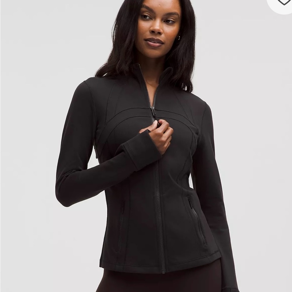 Lululemon Women’s Define Jacket
Luon